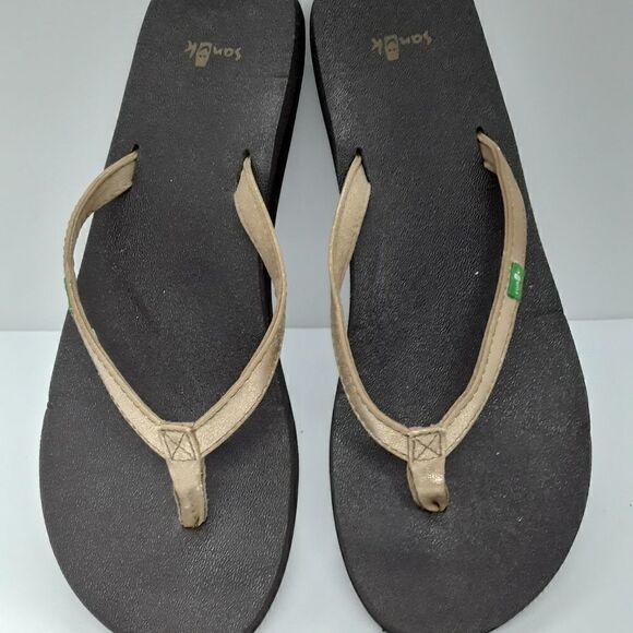 Sanuk Women's Yoga Sandals Size 9 Champagne Color - Picture 2 of 7